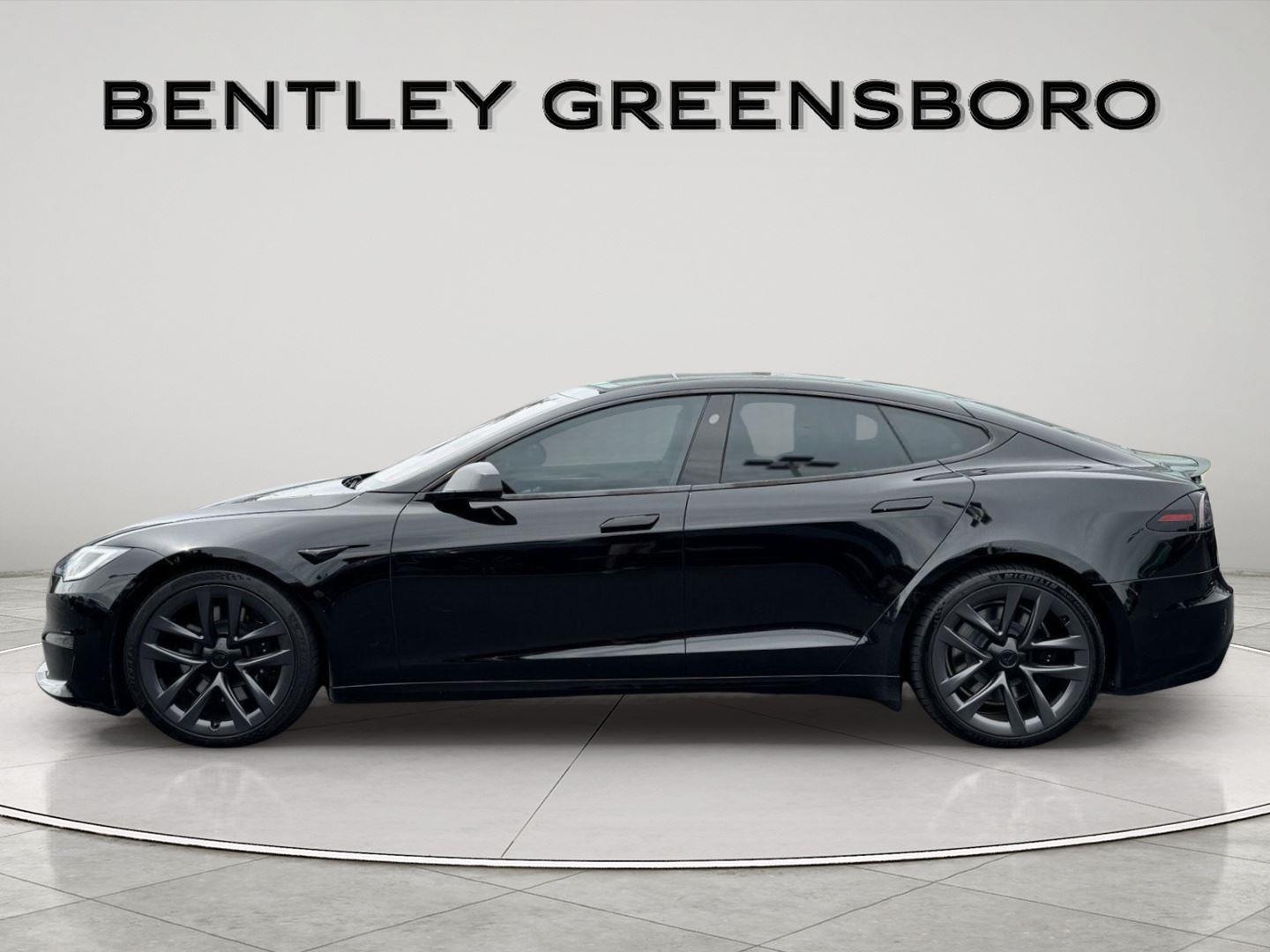 2022 Tesla Model S Plaid photo 4