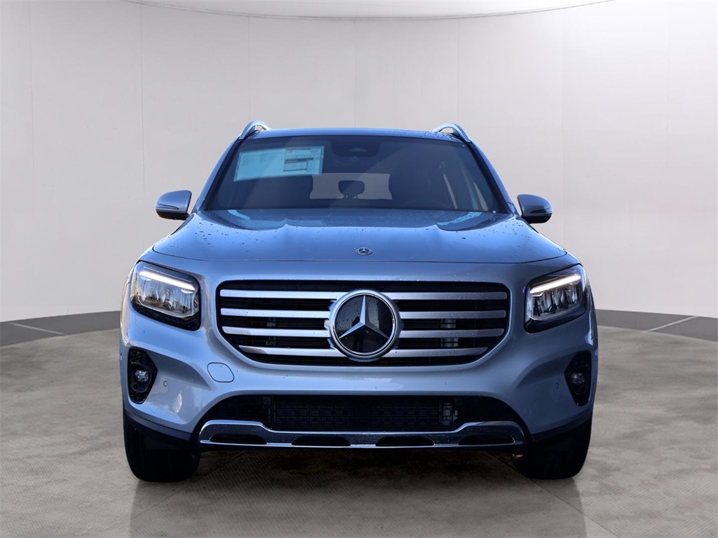 2025 Mercedes Benz GLB 250 4MATIC photo 2