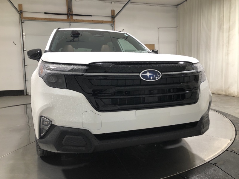 2026 Subaru Forester Touring photo 2