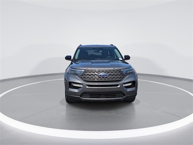 2022 Ford Explorer XLT photo 3