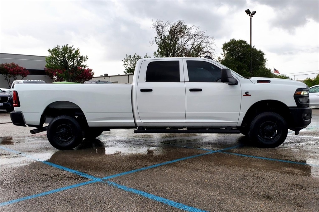 2025 Ram 2500 Tradesman photo 5