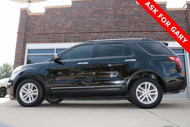 2012 Ford Explorer XLT photo 2