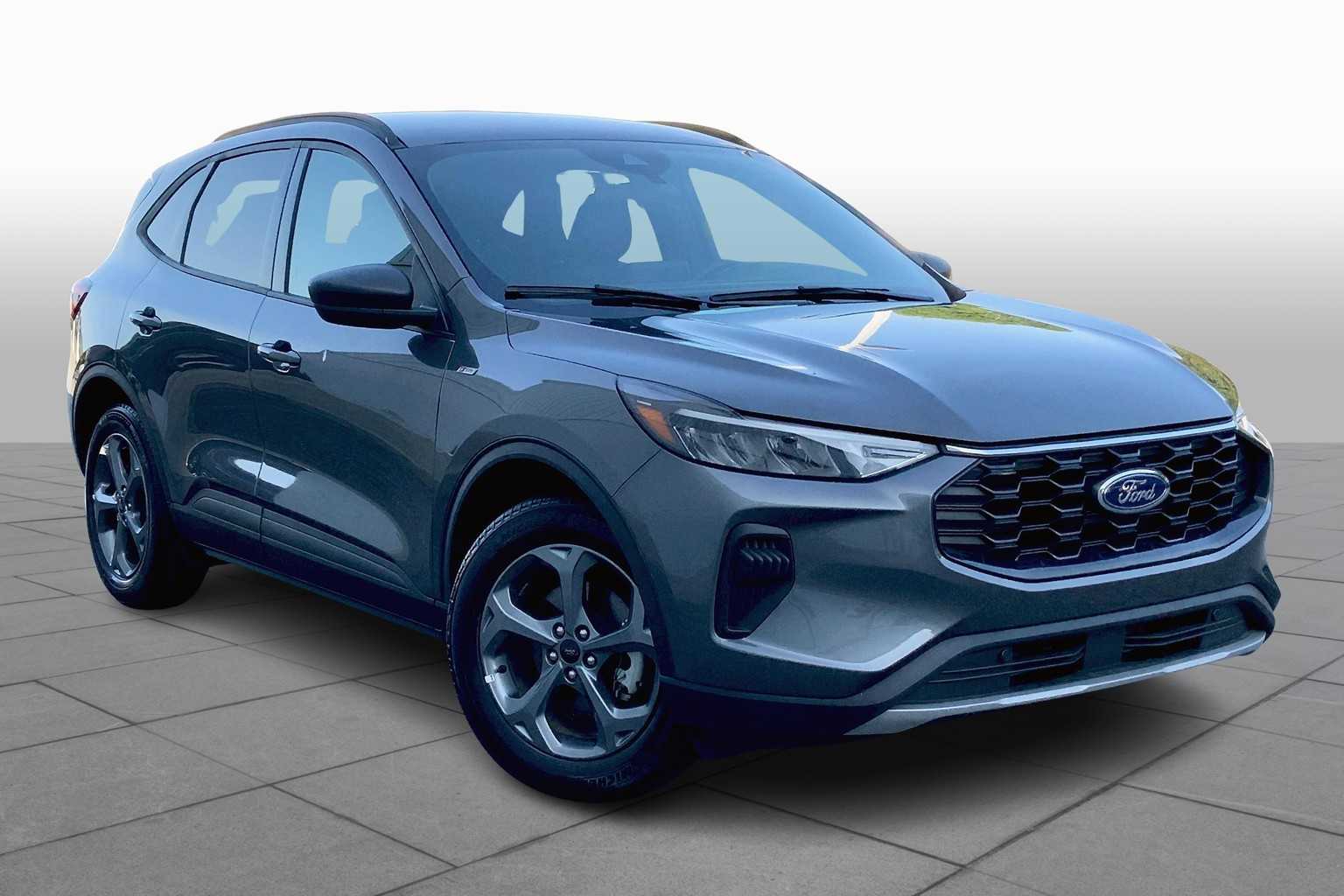 2025 Ford Escape ST-Line photo 2