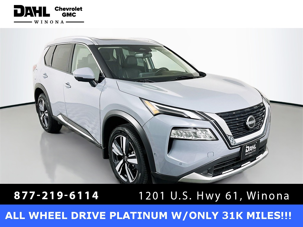 2023 Nissan Rogue Platinum's photo