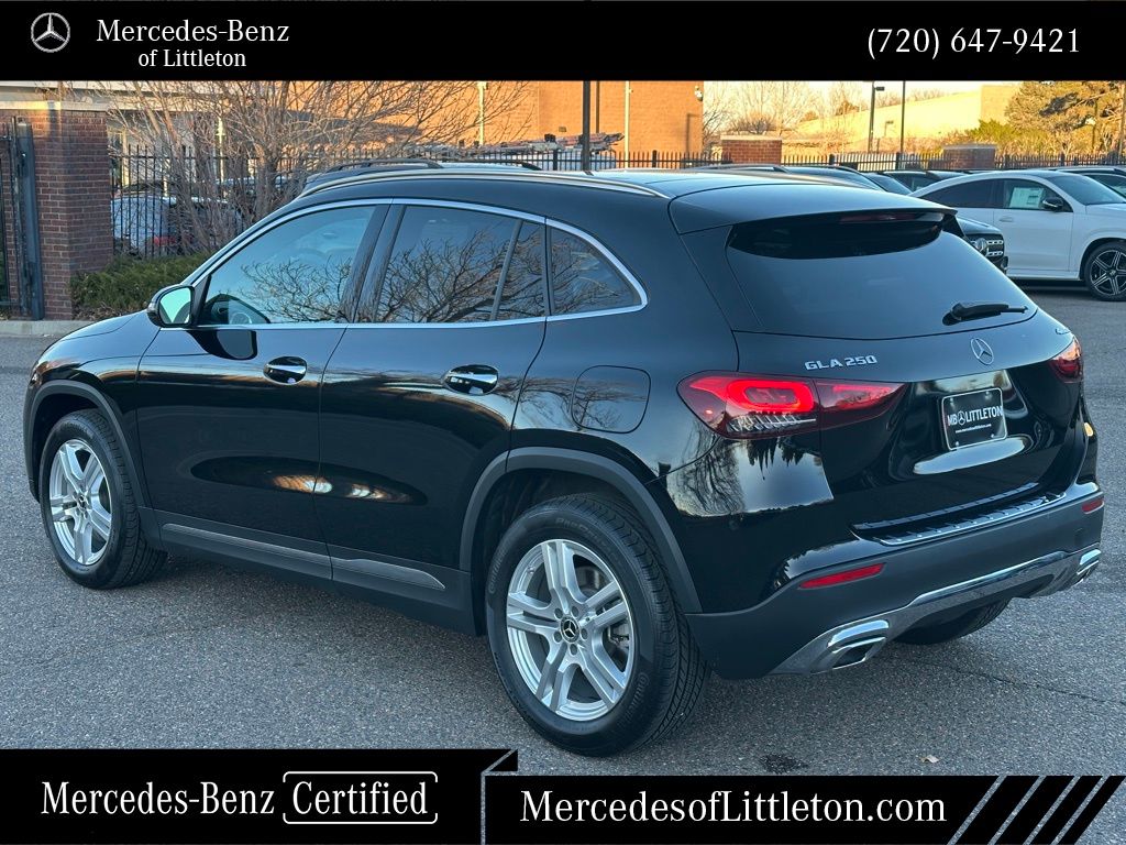 2022 Mercedes Benz GLA 250 4MATIC photo 2