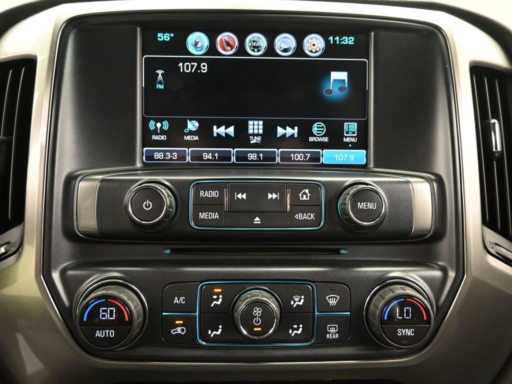 2017 Chevrolet Silverado 1500 LT photo 13