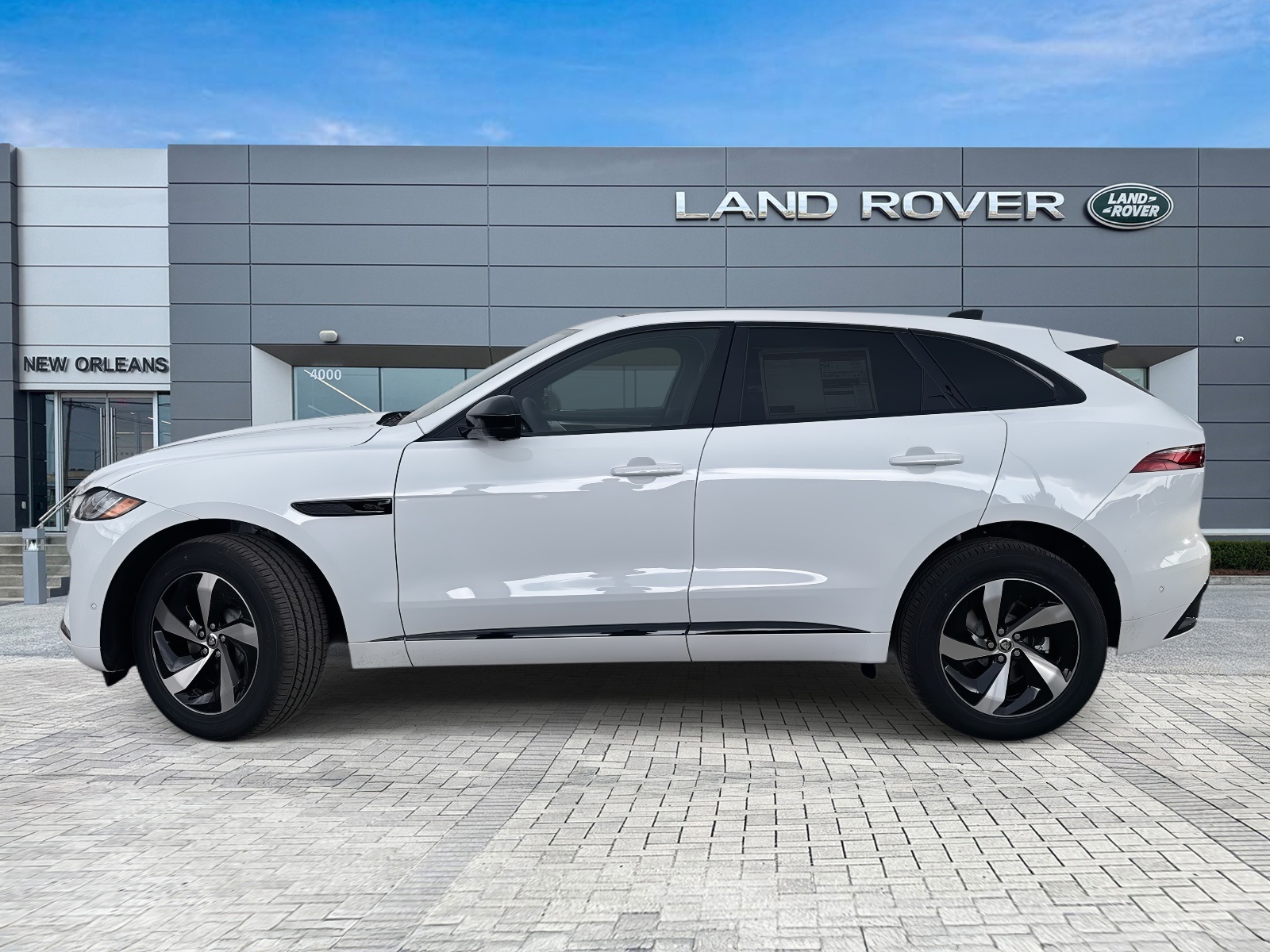 2026 Jaguar F-PACE P250 R-Dynamic S photo 2
