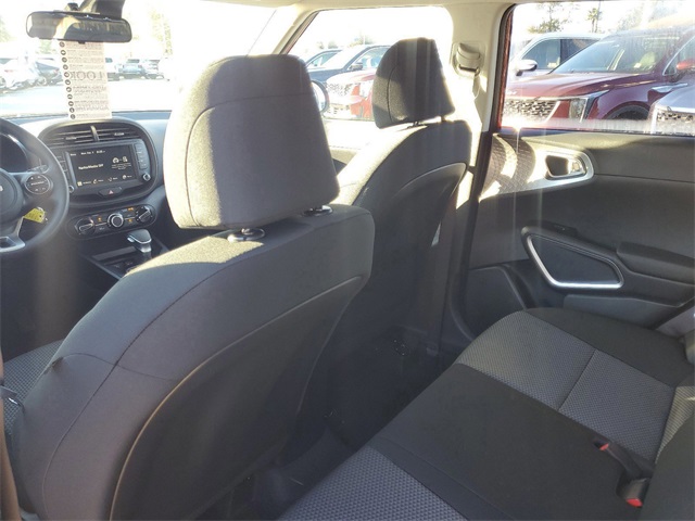 2025 Kia Soul LX photo 21