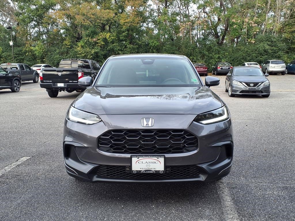 2025 Honda HR-V LX photo 2