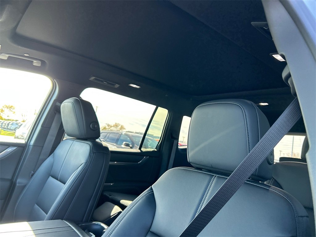 2026 GMC ACADIA - Image 25