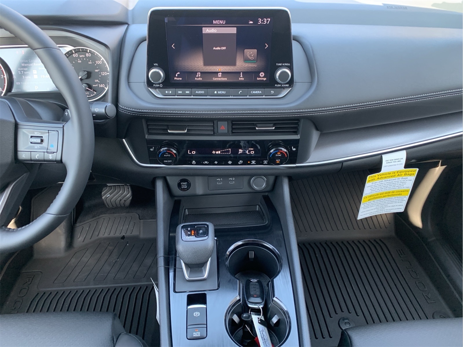 2026 Nissan Rogue SV photo 25