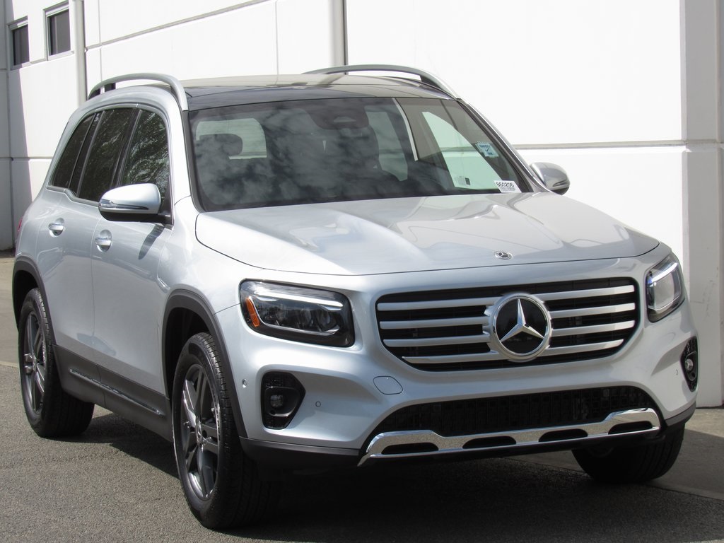 2025 Mercedes Benz GLB 250 4MATIC photo 2