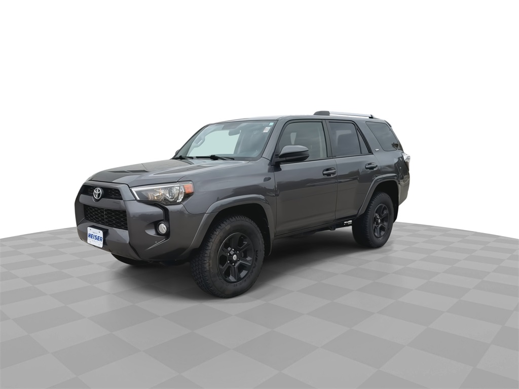2019 Toyota 4Runner SR5 photo 4