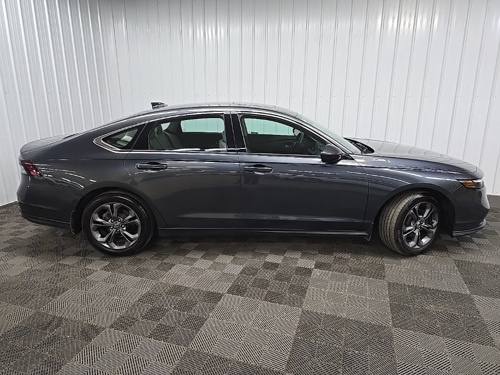 2023 Honda Accord EX photo 2