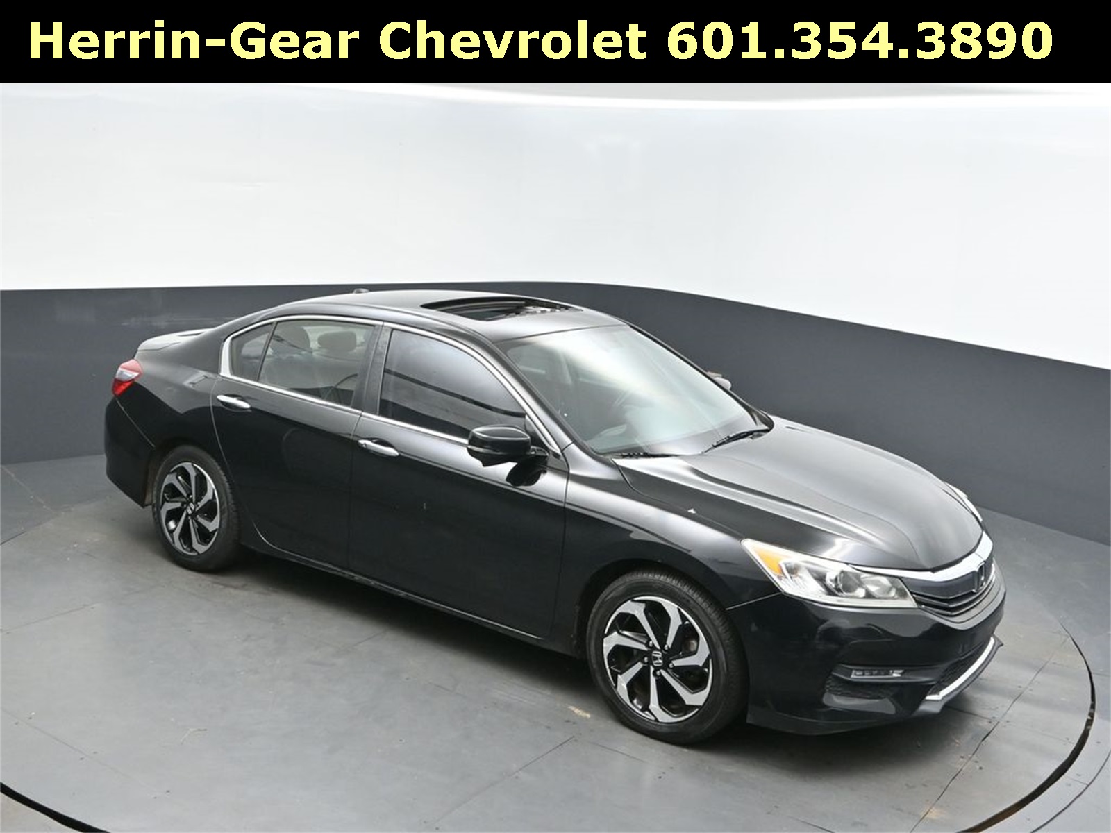 2017 Honda Accord EX-L's photo