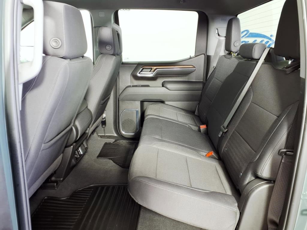 2025 Chevrolet Silverado 1500 LT photo 16