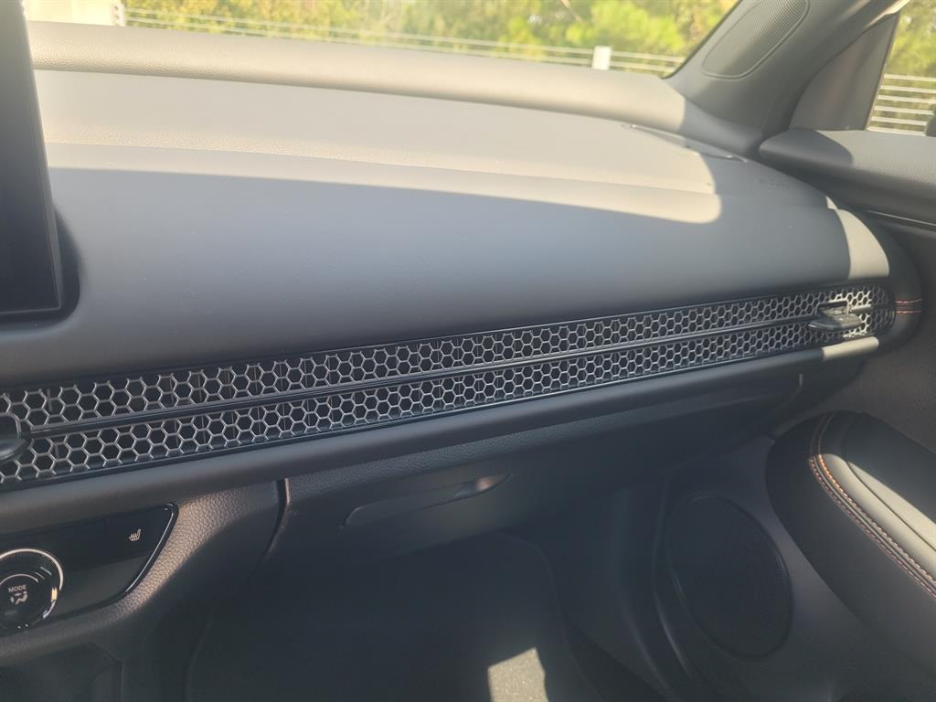 2026 Honda HR-V Sport photo 10