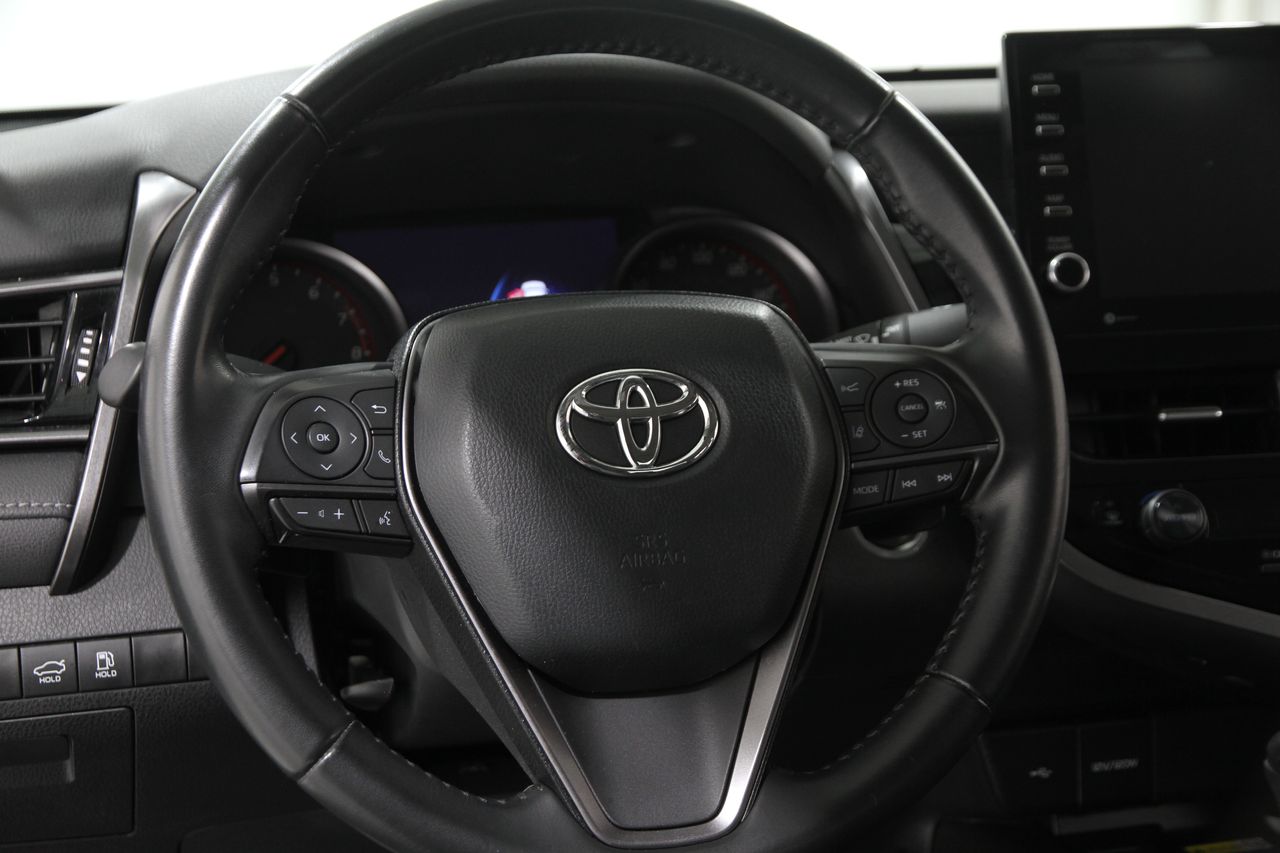 2023 Toyota Camry XSE photo 7