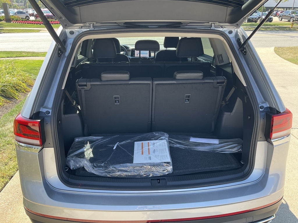 2026 Volkswagen Atlas SE Technology photo 4