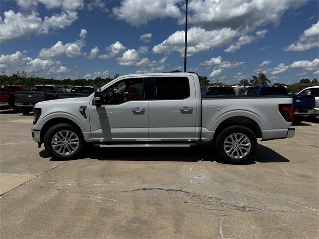 2024 Ford F-150 XLT photo 5