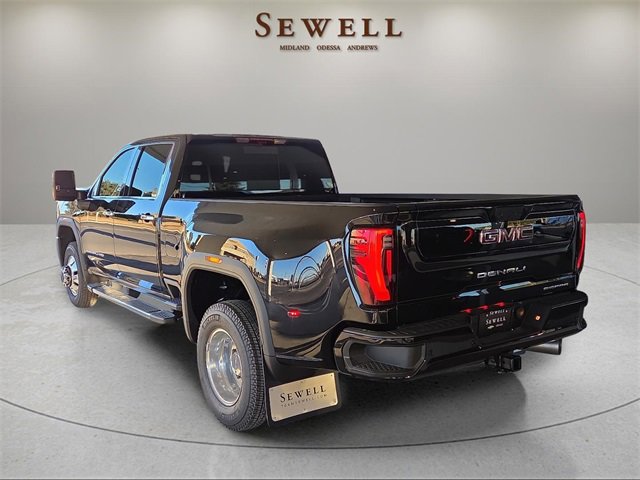 2026 Gmc Sierra 3500 HD Denali photo 2