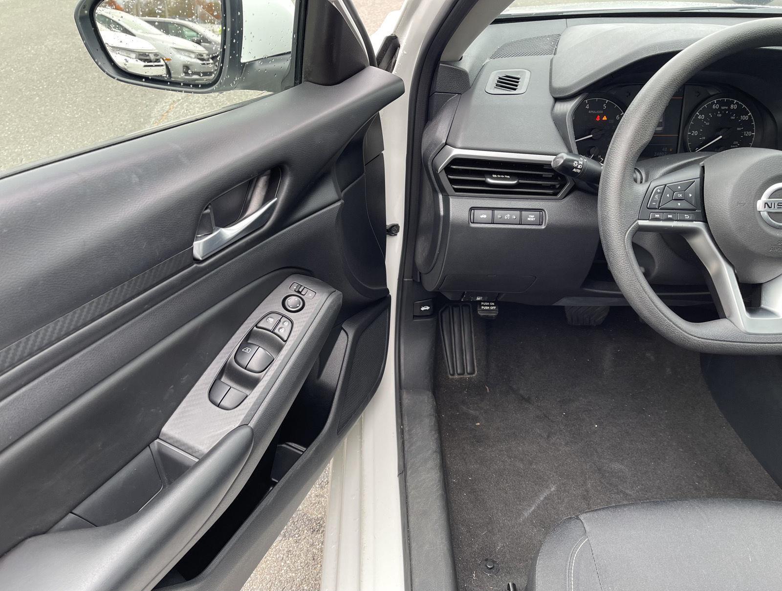 Used 2022 Nissan Altima S with VIN 1N4BL4BV9NN300572 for sale in Manchester, CT