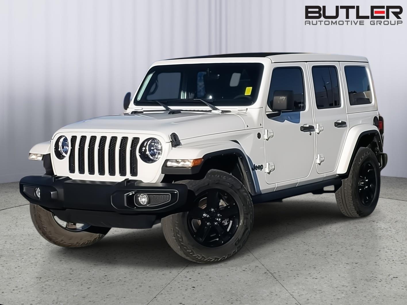 2022 Jeep Wrangler Unlimited Sahara Altitude's photo