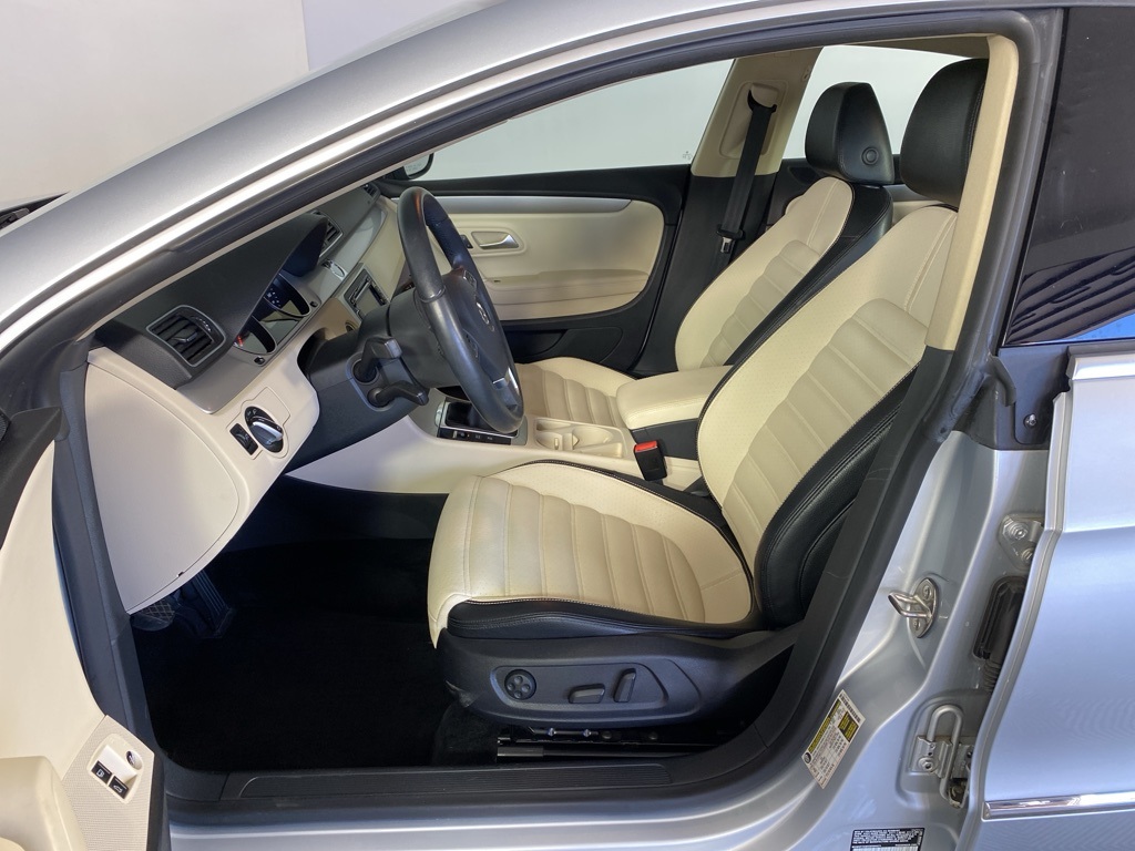 2012 Volkswagen CC Sport photo 7