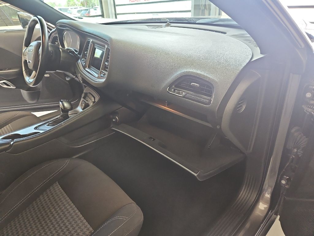 2023 Dodge Challenger SXT photo 32