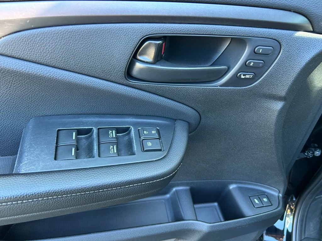 2023 Honda Passport EX-L photo 8