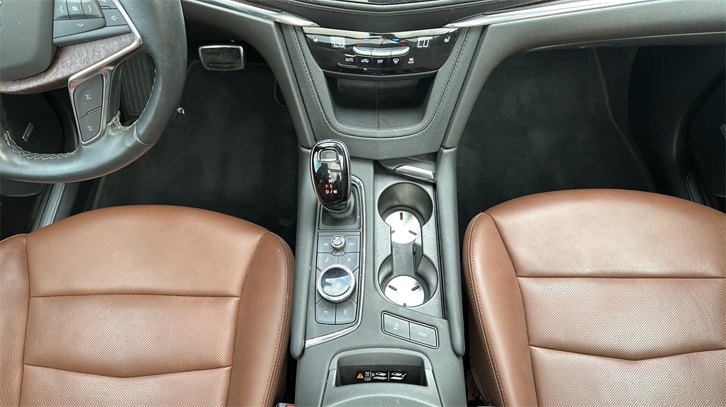 2023 Cadillac XT5 Sport photo 11