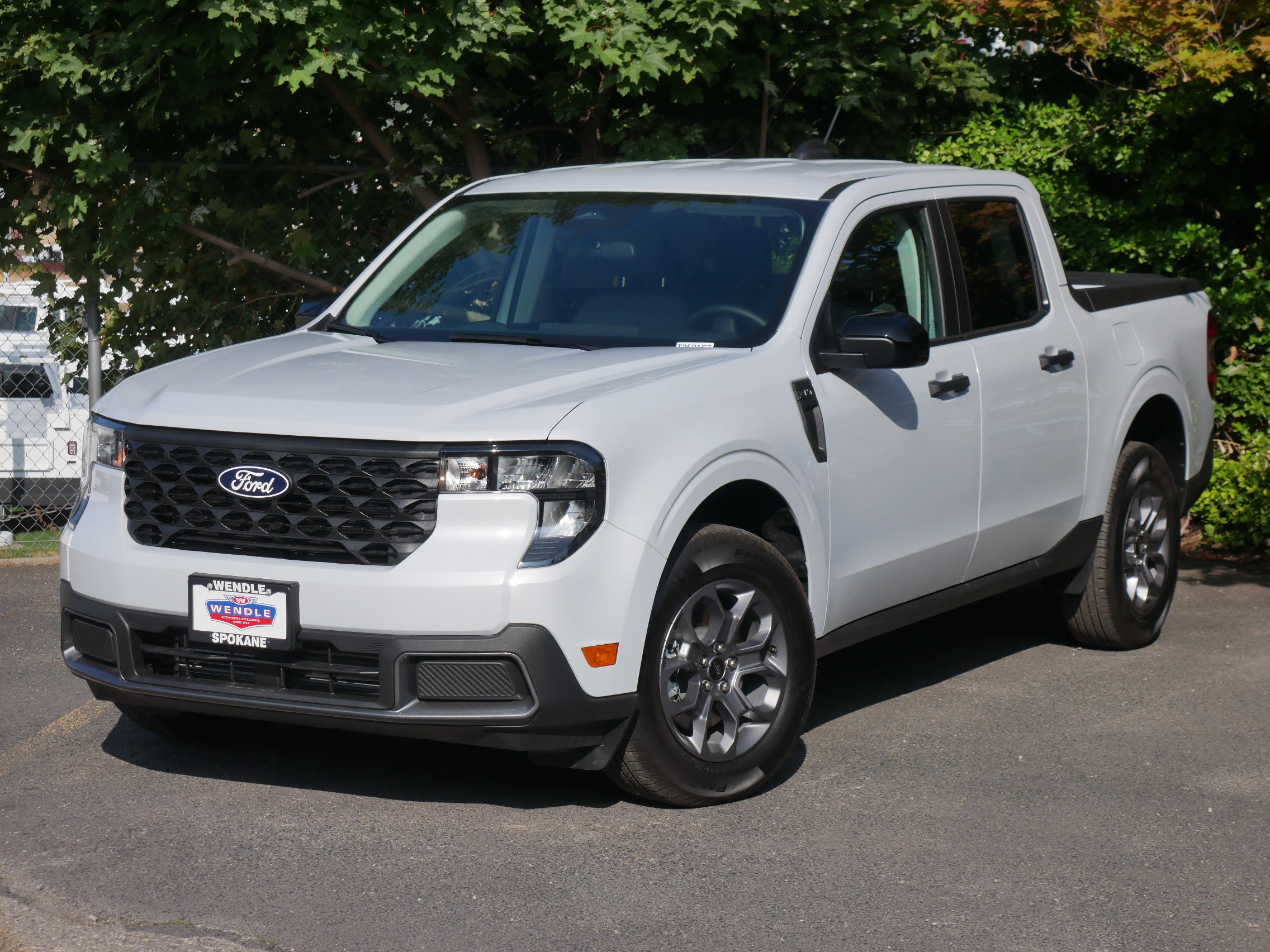 2025 Ford Maverick XLT photo 2