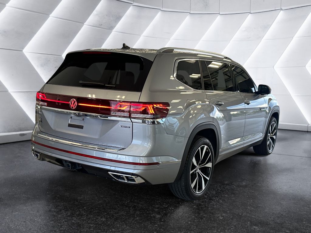 2024 Volkswagen Atlas SEL Premium R-Line photo 4