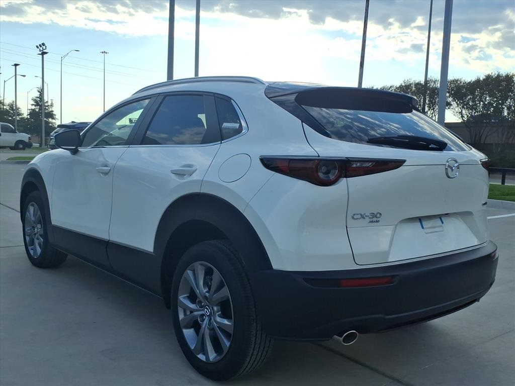 2025 Mazda CX-30 2.5 S Preferred photo 4