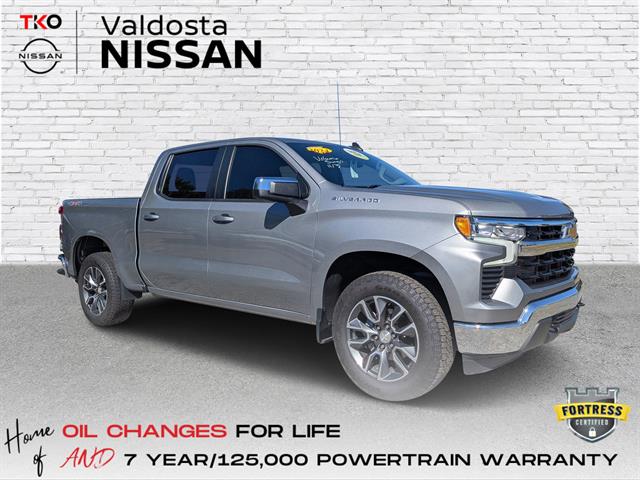 2024 Chevrolet Silverado 1500 LT's photo