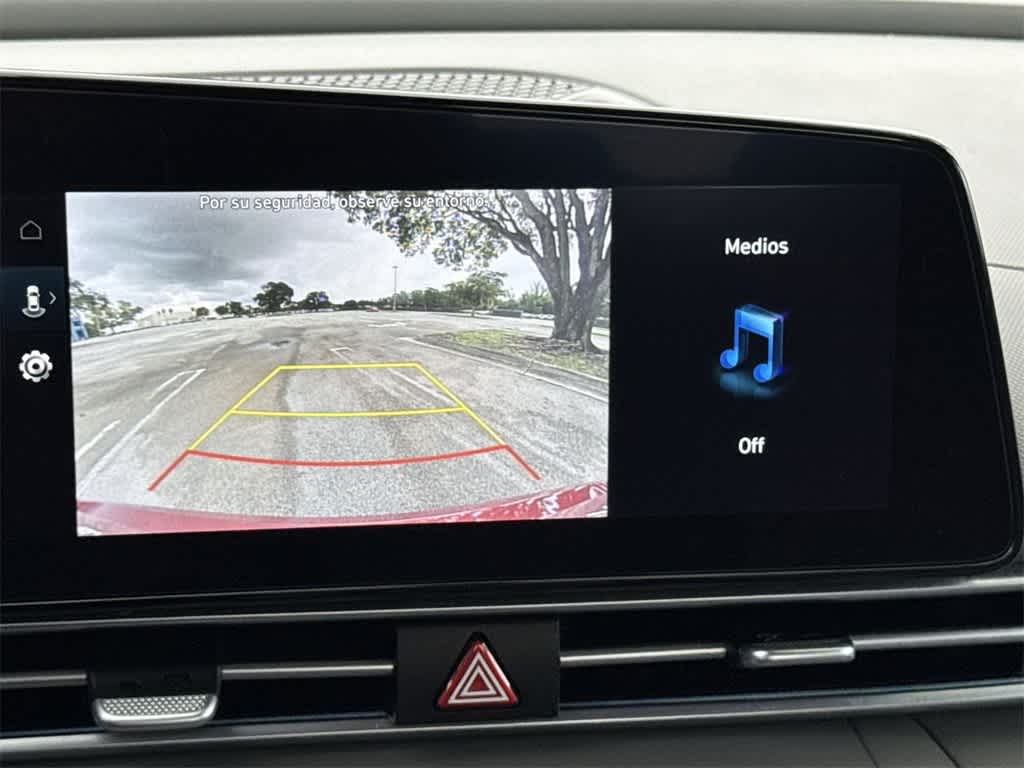 2024 Hyundai Elantra SEL photo 18