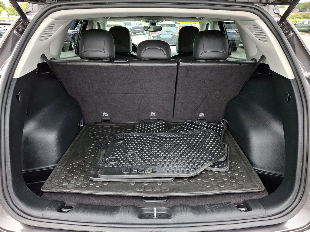 2018 Jeep Compass Latitude photo 25