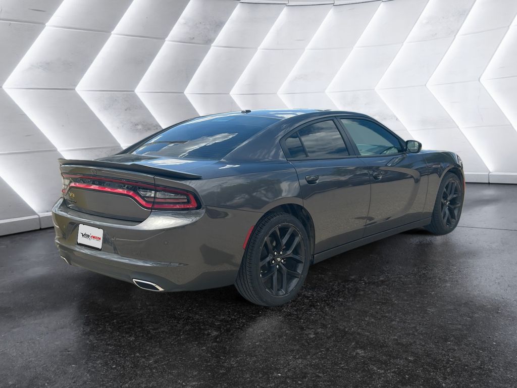 2022 Dodge Charger SXT photo 4