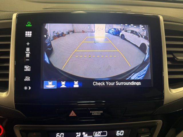 2016 Honda Pilot Touring photo 15