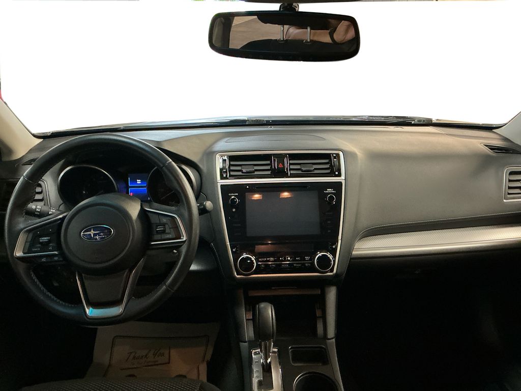 2018 Subaru Outback 2.5i Premium photo 9