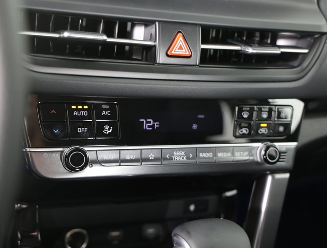 2025 Kia Seltos SX photo 15