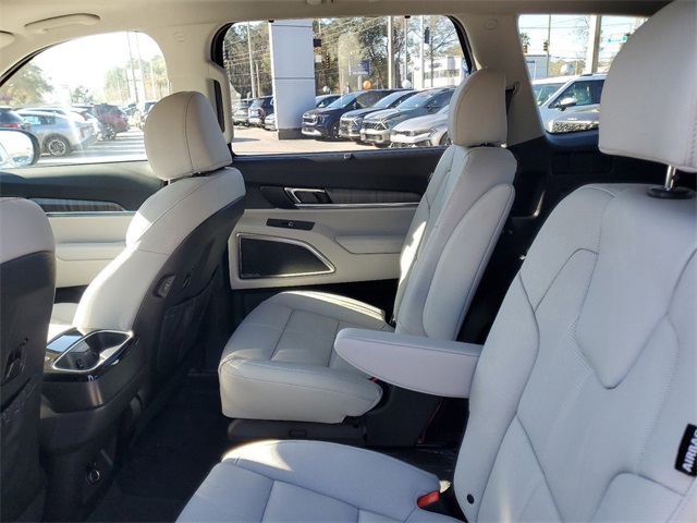 2025 Kia Telluride EX photo 25