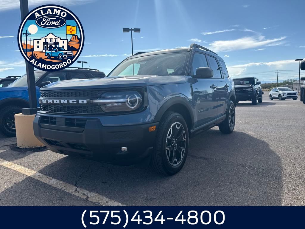 2025 Ford Bronco Sport Outer Banks's photo