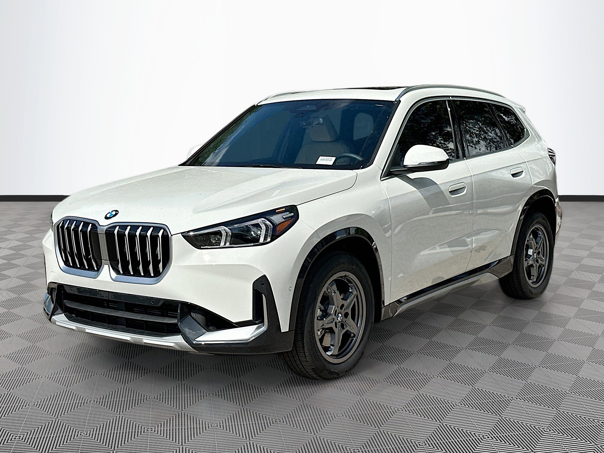 2025 Bmw X1 XDrive28i photo 3