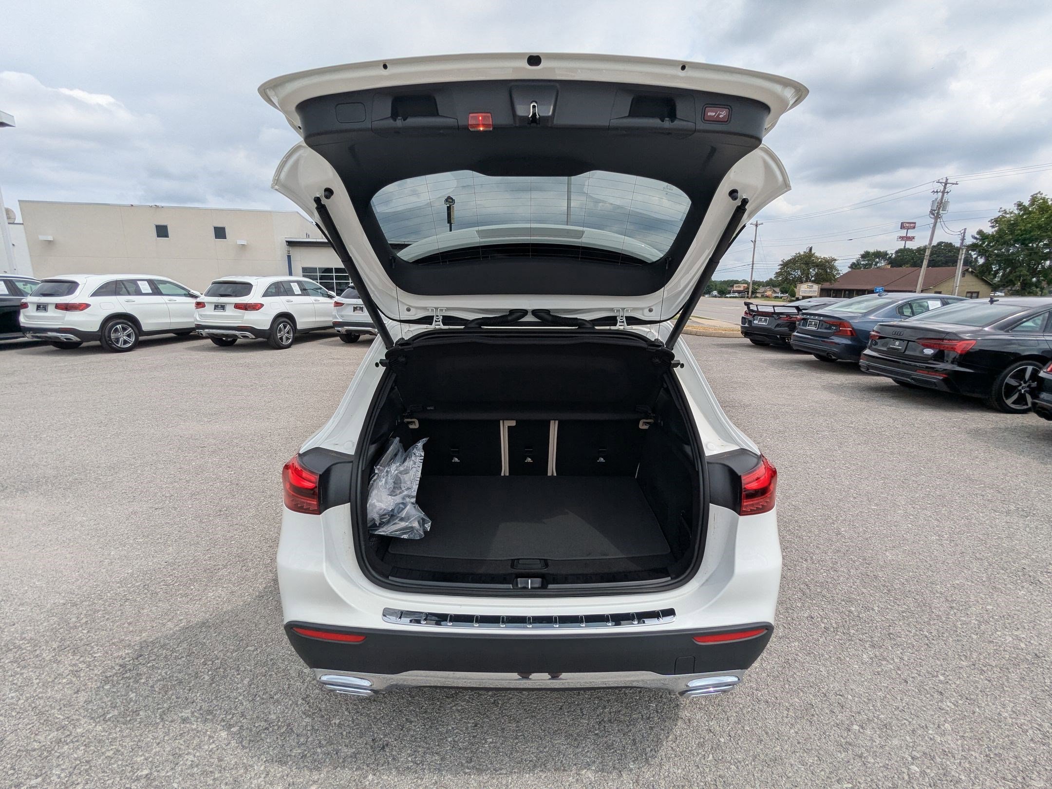 2026 Mercedes Benz GLA 250 4MATIC photo 26