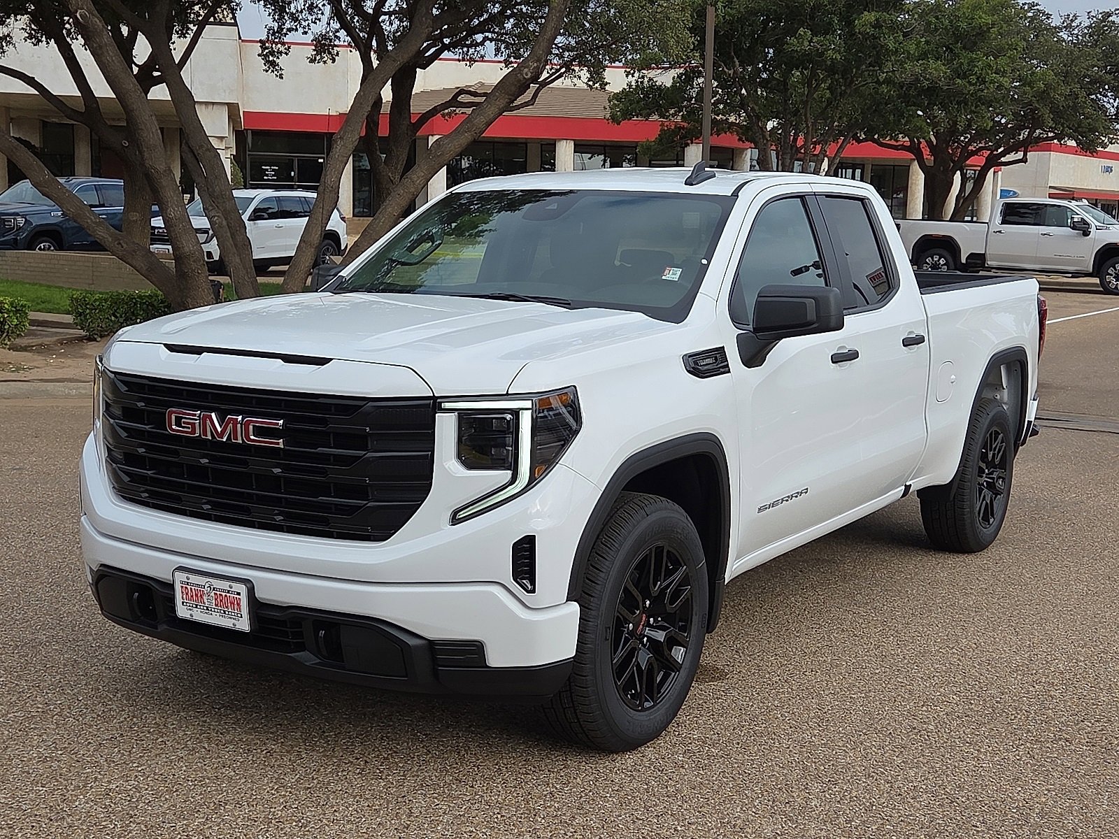 2026 GMC Sierra 1500 Pro's photo