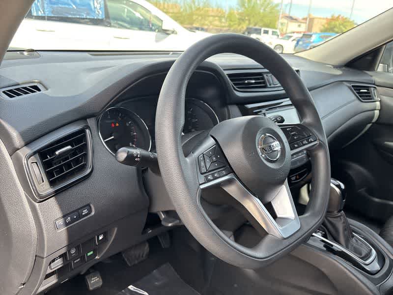 2019 Nissan Rogue S photo 10