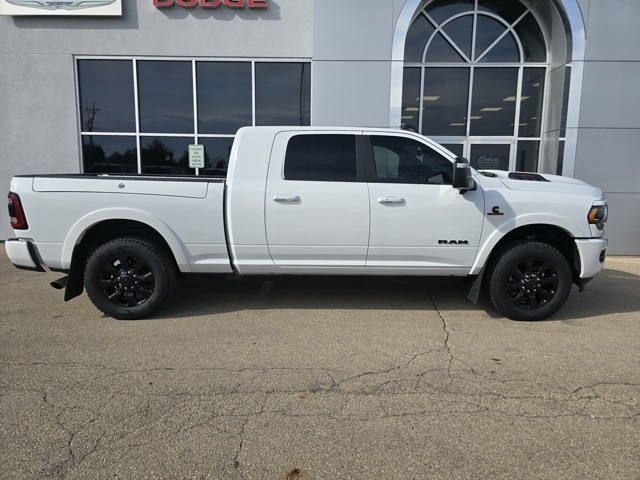 2023 Ram 2500 Limited photo 2