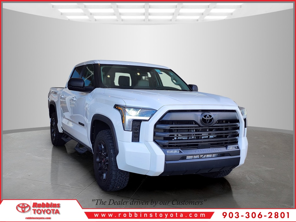 2024 Toyota Tundra SR5's photo