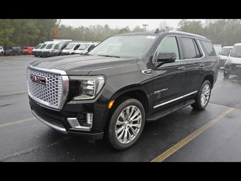 2024 GMC Yukon Denali's photo